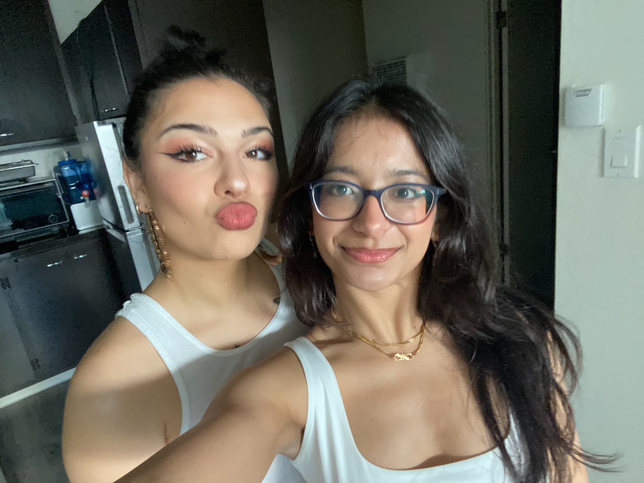 Jazmin Nimita before UCB Holi 2026
